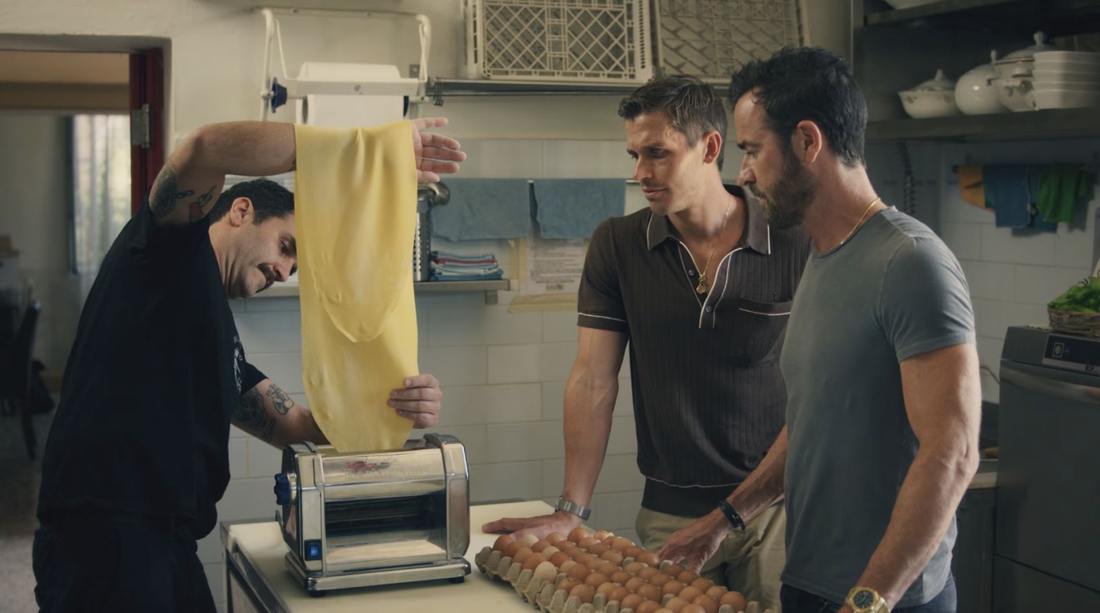 Chef Fabio Delledone shows Antoni Porowski and actor Justin Theroux how to make tortelli at Ristorante Belrespiro in Agazzano, Italy. (Image: National Geographic)