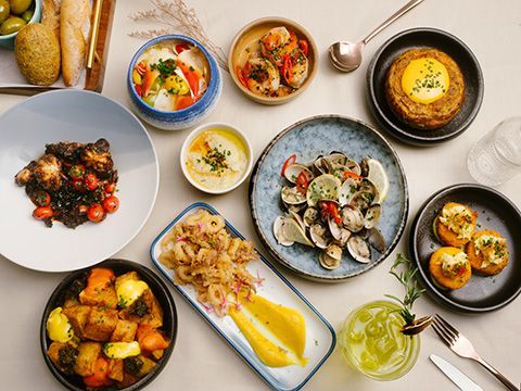 Enjoy a bottomless tapas buffet at Restaurant Espoir (Photo: Restaurant Espoir)