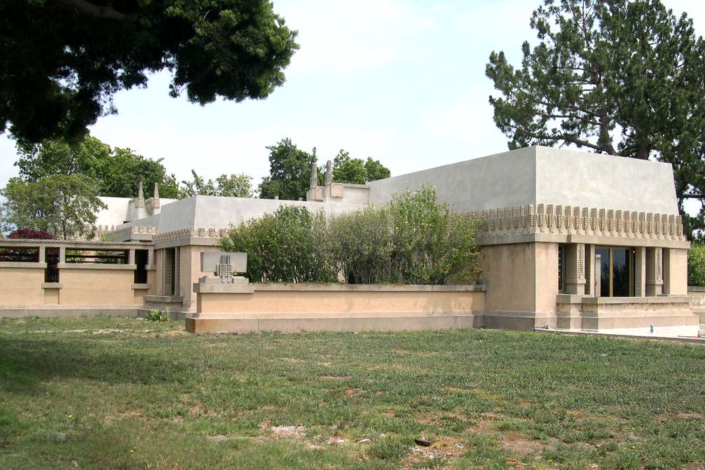 Hollyhock House in Los Angeles, California, USA (Photo: WikiCommons/Sfoskett)