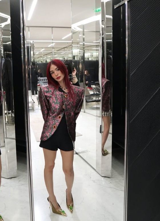 Heart Evangelista shopping with her team at the Saint Laurent flagship boutique in Paris (Photo: Instagram/@iamhearte)