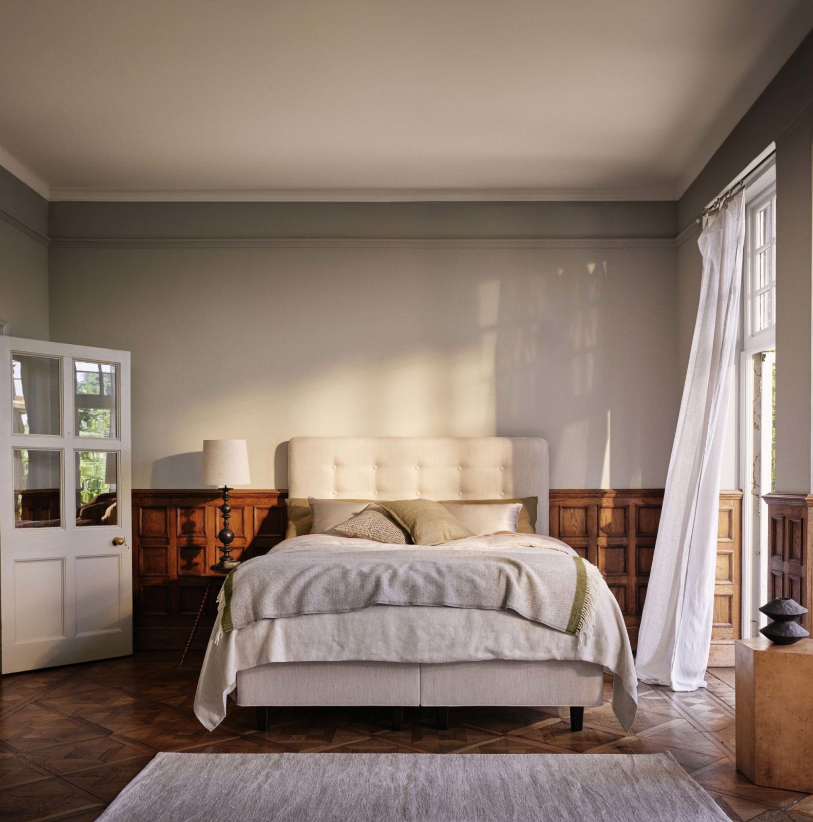 Vispring’s Classic Collection with a Herald Superb Mattress, Prestige low Bed Base and Achilles Headboard (Photo: Vispring)