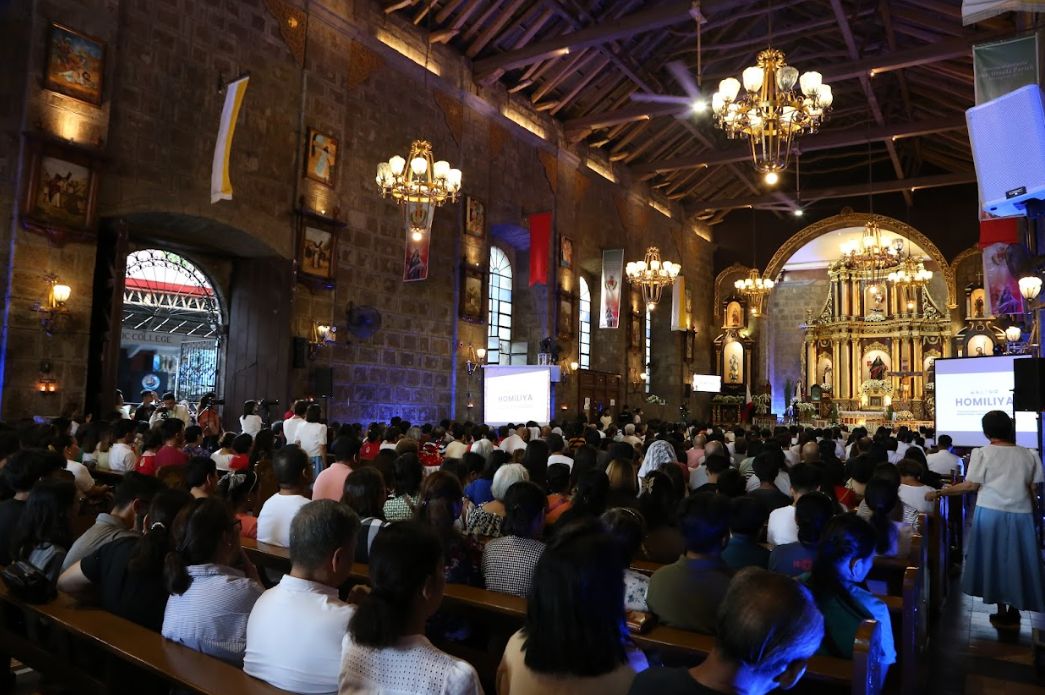 A mass held inside the Sta Ursula Parish, Binangonan, one of the new National Cultural Treasures in Rizal this 2025 (Photo: NCCA)