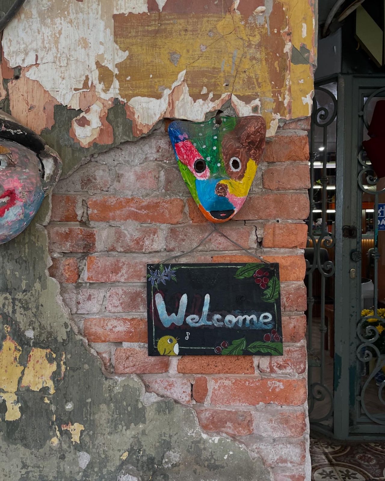 Welcome to Loading T Café (Photo: Maggie Adan)