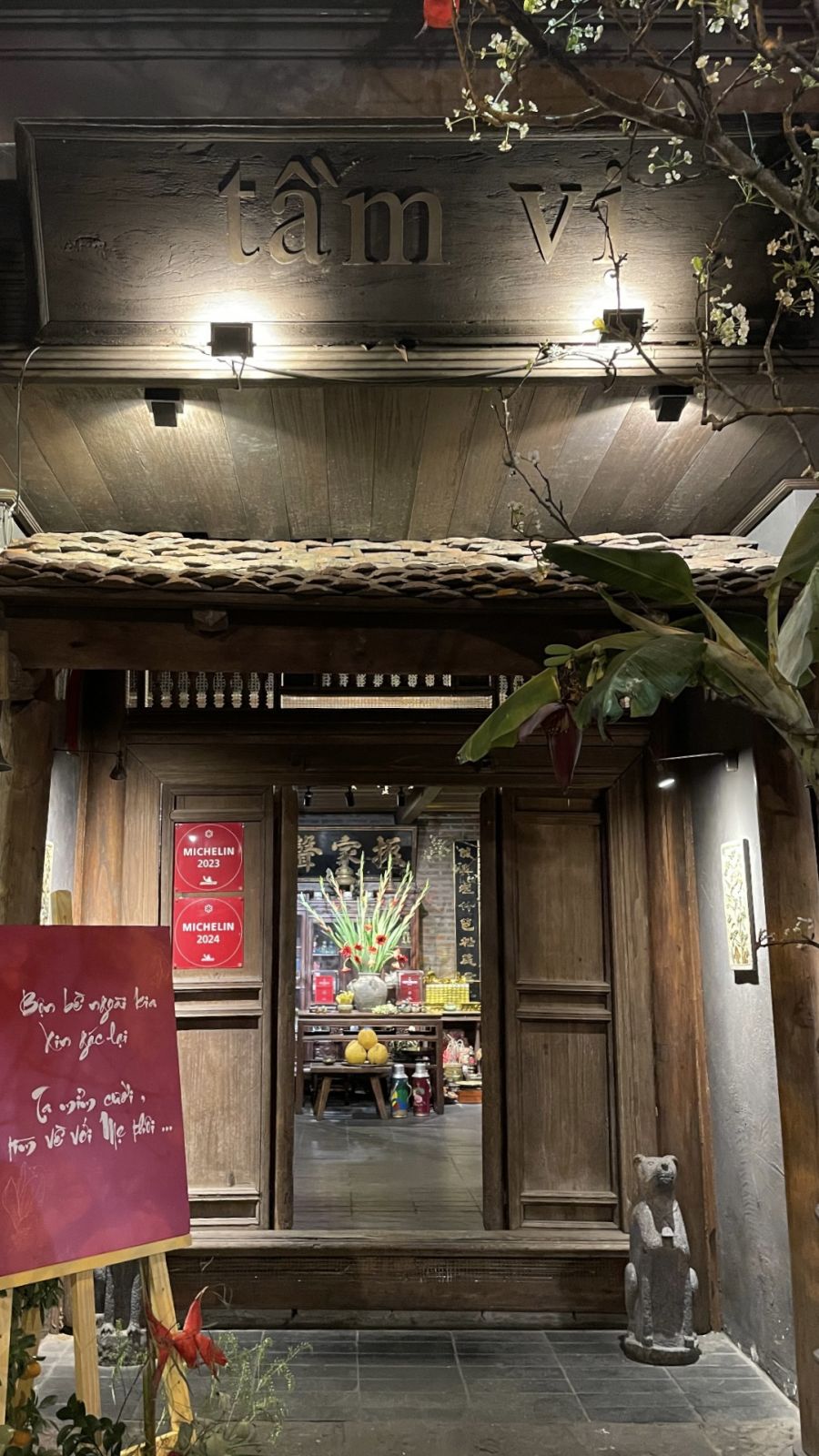 Tam Vi’s inviting entrance (Photo: Maggie Adan)