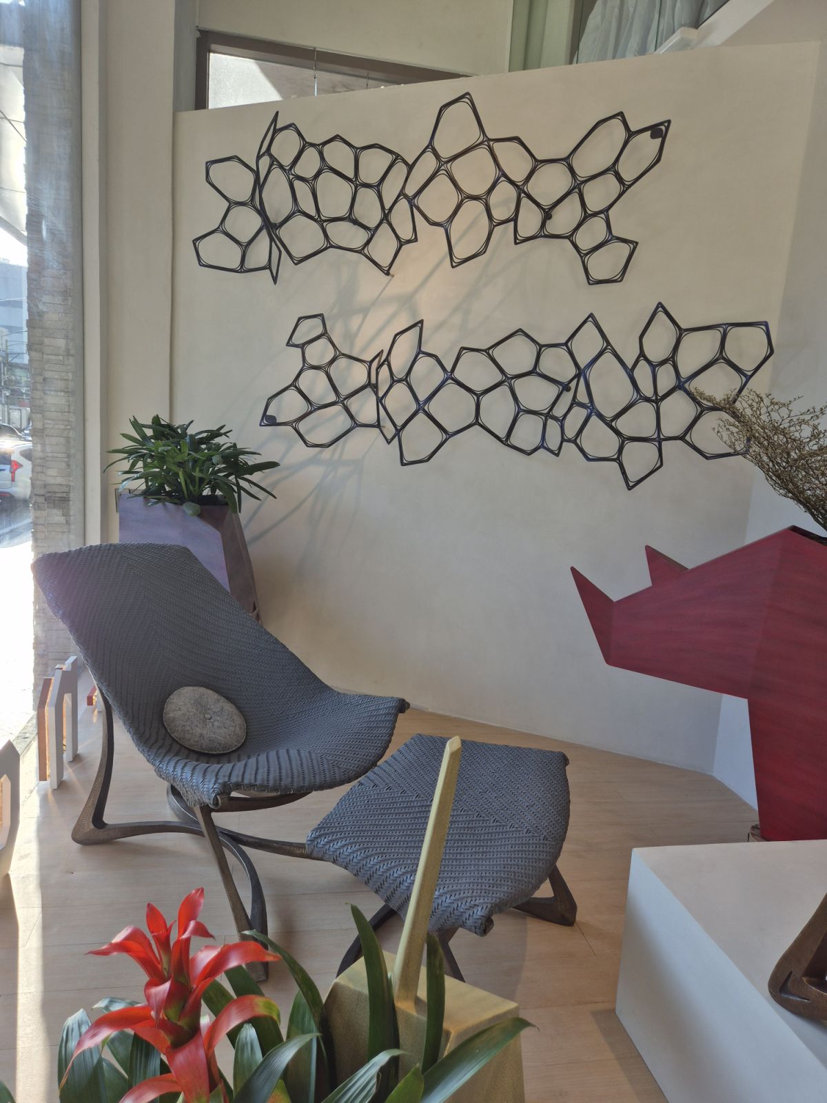 Compact Loopy Chair by Industria Gallery