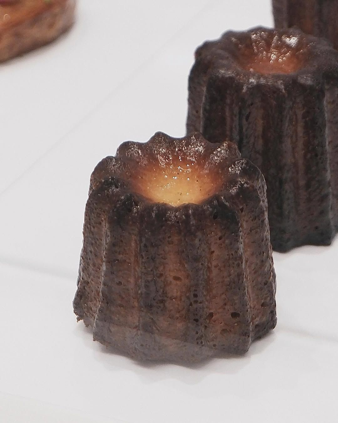 Canelé by Le Matin Patisserie (Photo: Instagram/@foodiegoh)