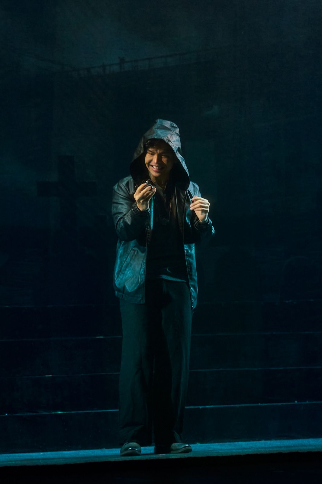 Anthony Rosaldo plays Elesi in 9Works Theatrical’s ‘Liwanag sa Dilim’ (Photo: Reine Paisley)