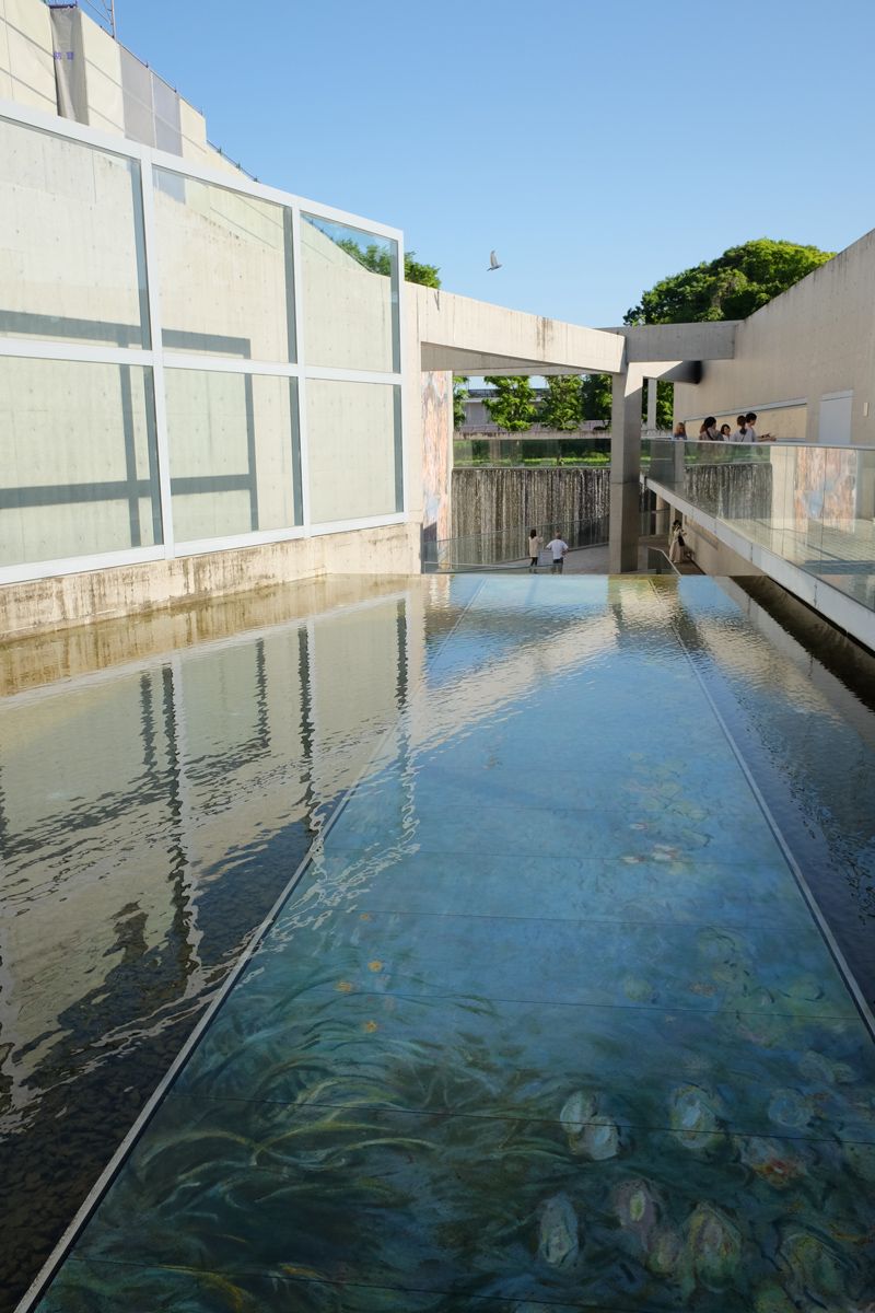Dubbed the pictorial garden, the Garden of Fine Arts Kyoto  features famous paintings from around the world