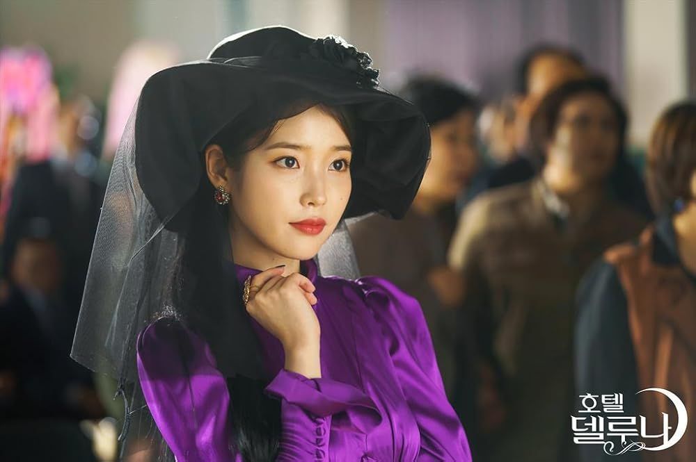 Hotel Del Luna
