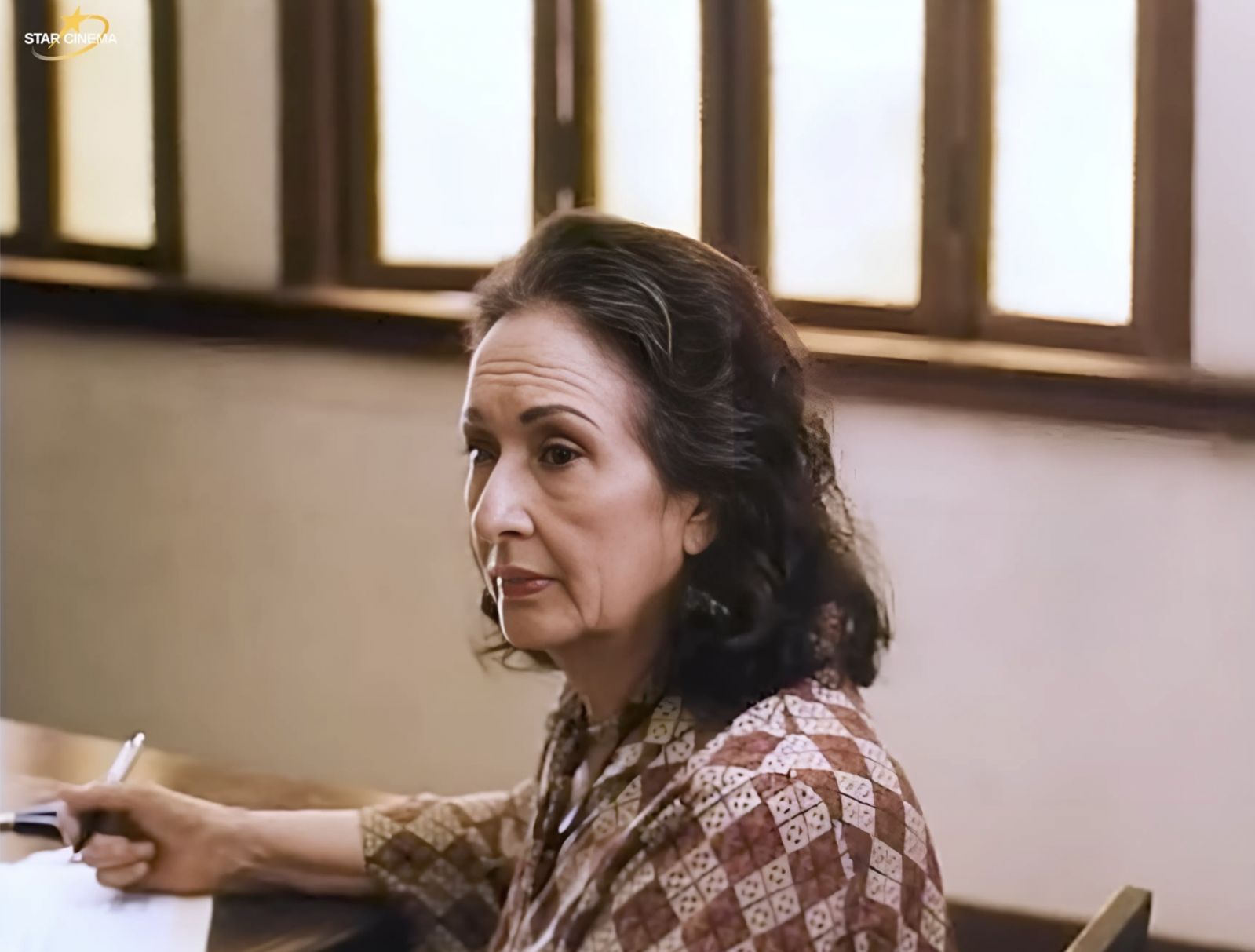 Gloria Romero as Loleng in Tanging Yaman (2000) (Photo: YouTube)