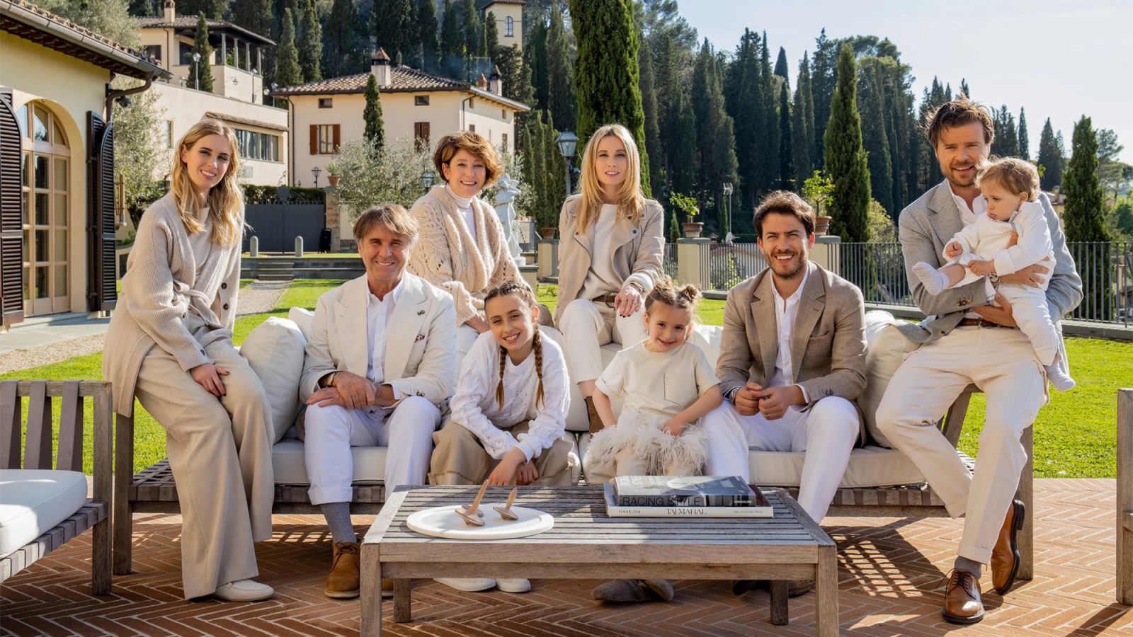 Gia tộc Brunello Cucinelli, thương hiệu thời trang xa xỉ của Ý được biết đến là biểu tượng của giới thượng lưu với thiết kế tinh tế và giản dị (Ảnh: Brunello Cucinelli).