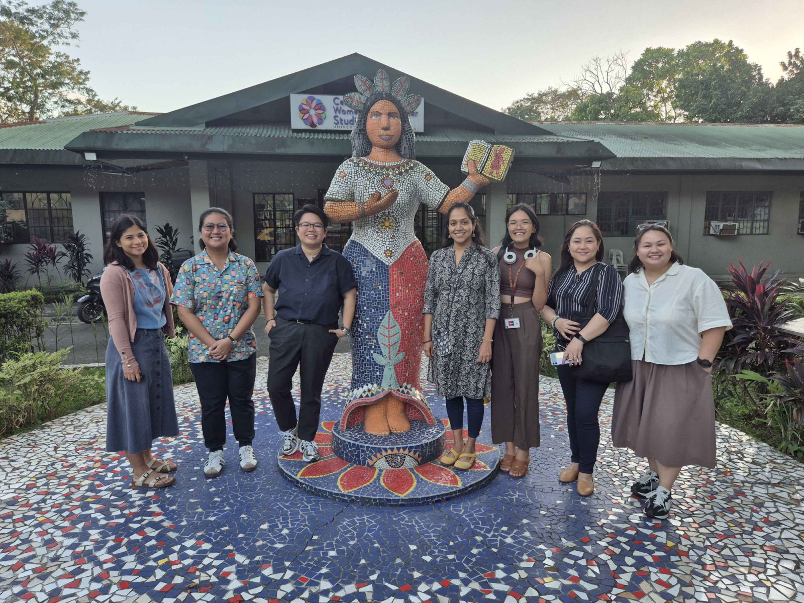 Lunas Collective community