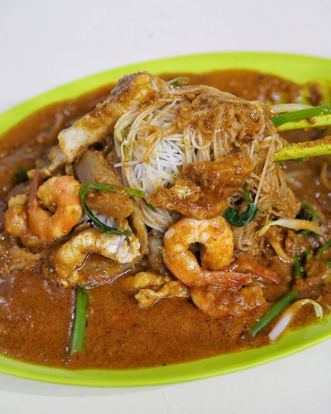 The famous plate from Sin Chew Satay Beehoon (Photo: Instagram/@mightyfoodie)