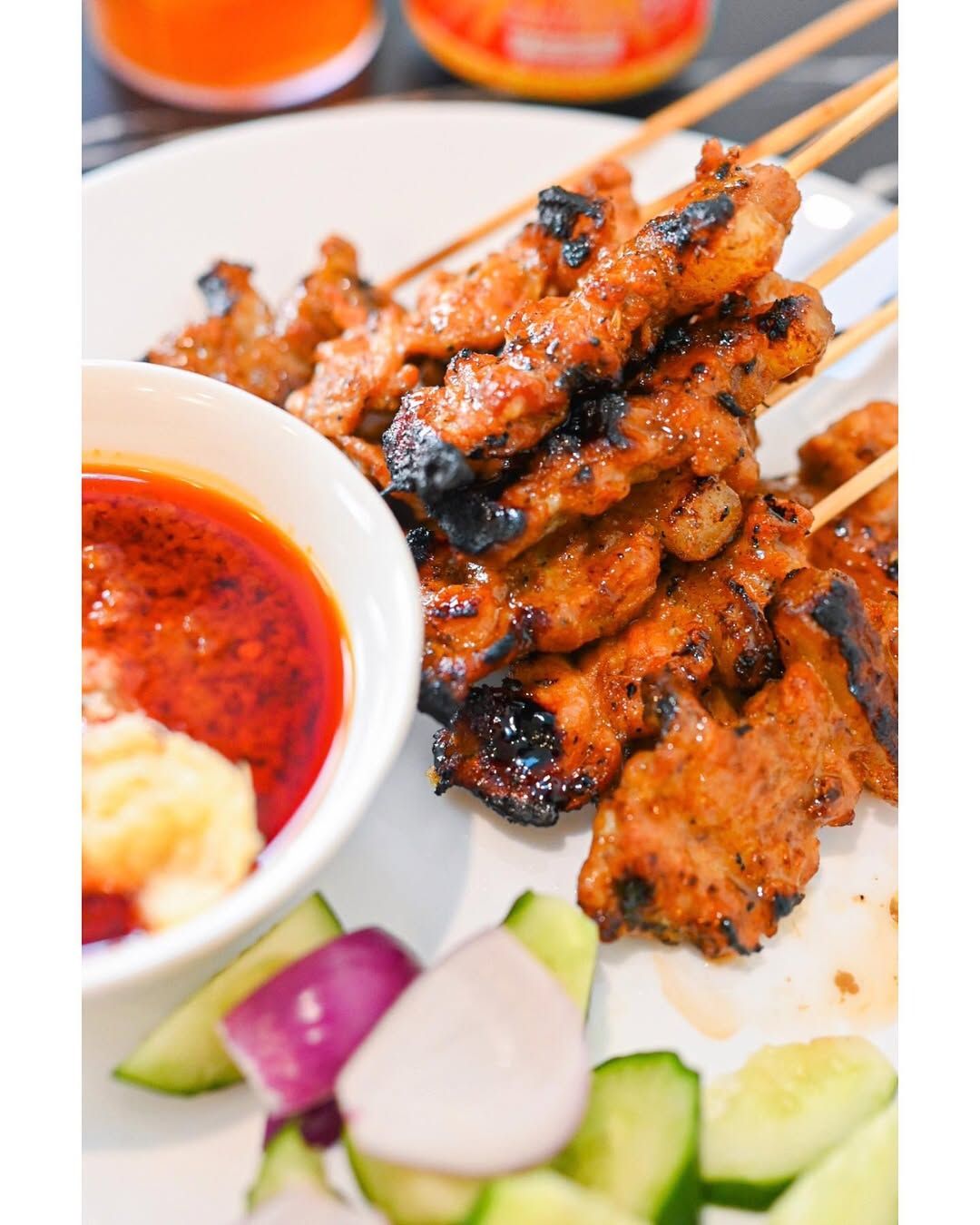 The smoky charred satay features the use of pork (Photo: Instagram/@josephtsaiyh)