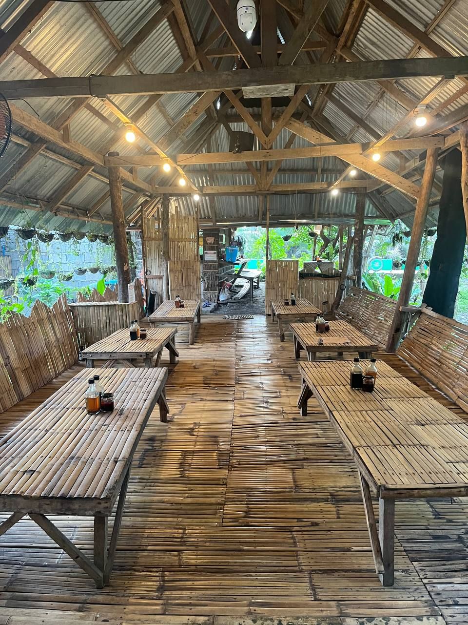 The interior of Kusina Luntian, a must-try restaurant when in Baler (Photo: Gabriel Bohol)