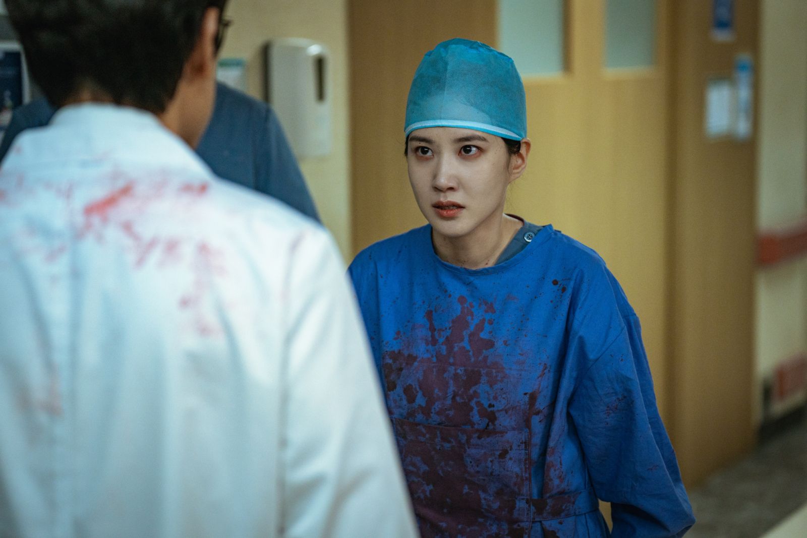 Park Eun-bin is a genius neurosurgeon in ‘Hyper Knife’ (Photo: Disney+)