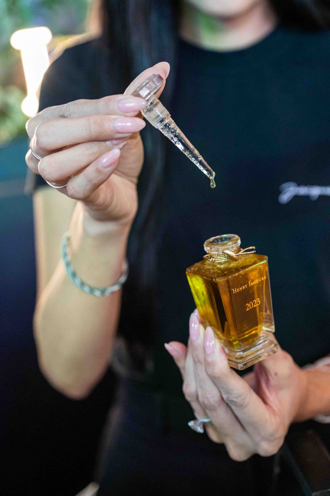 Guests experienced the various aromas used in the scents of heritage perfume house Henry Jacques (Photo: Max Chan/Tatler)