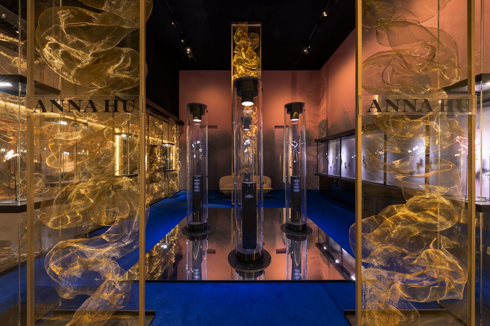 Anna Hu高訂珠寶受邀出席 TEFAF 2025展廳,與西方百年高訂珠寶品牌並列為高訂珠寶核心區重中之重的東方代表。(Photo: Anna Hu Haute Joaillerie)