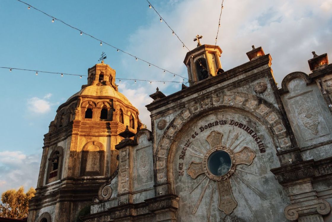 San Guillermo Parish Church in Bacolor, Pampanga (Photo: Joseph Christopher Oropel/Getty Images via Canva)