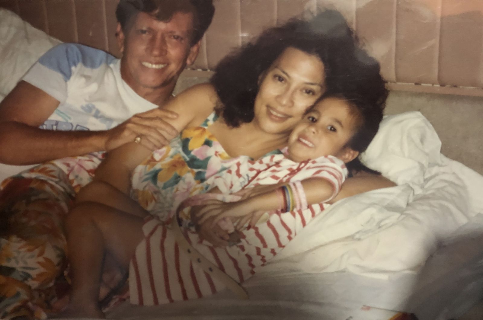 A young Stephanie Zubiri with her parents (Photo: Stephanie Zubiri)