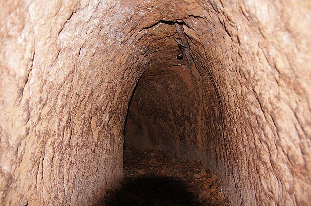 Cuchi Tunnels