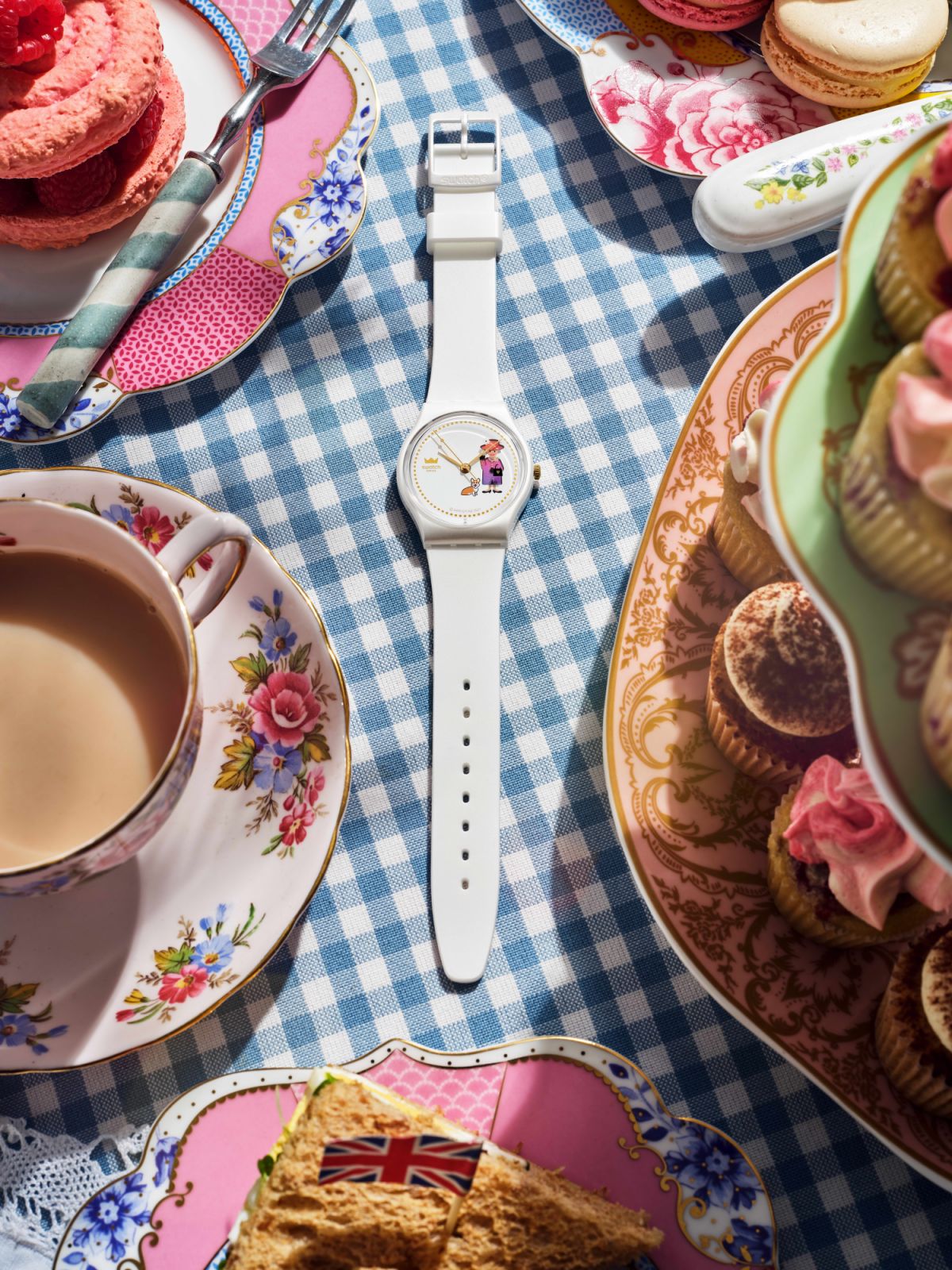Swatch How Majestic timepiece (Photo: courtesy of Swatch)