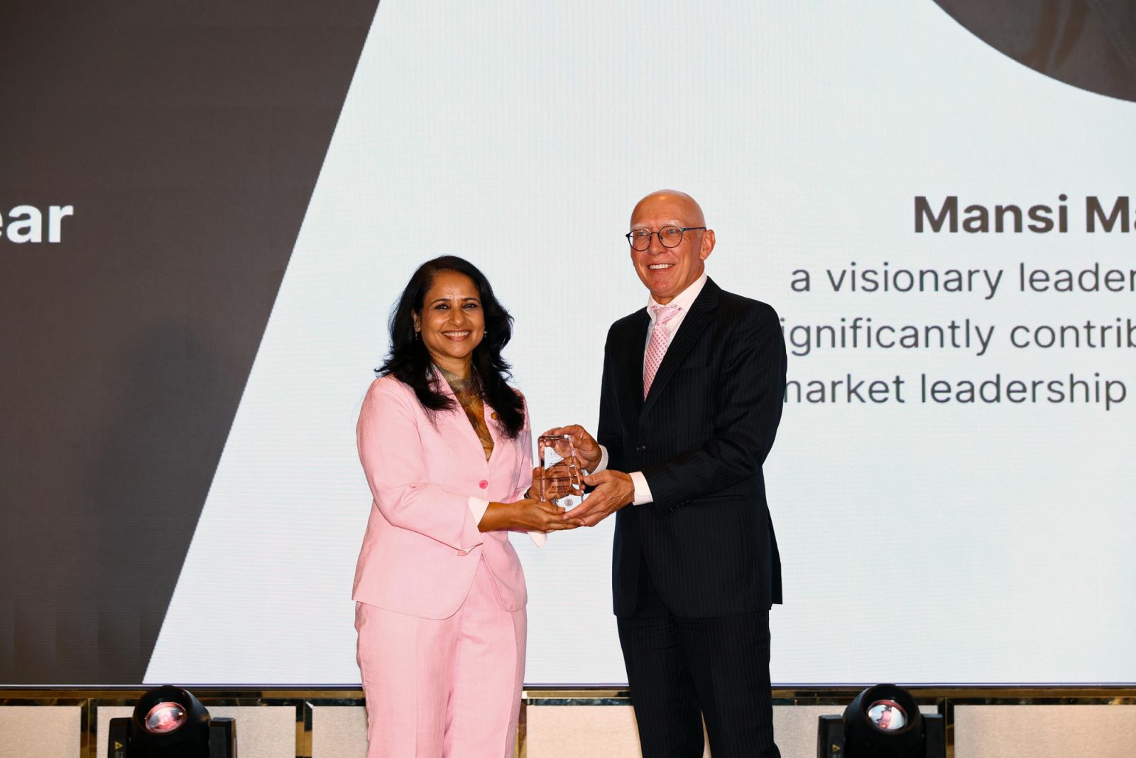 Mansi received the F&L Award 2024 (photo: NVCC)