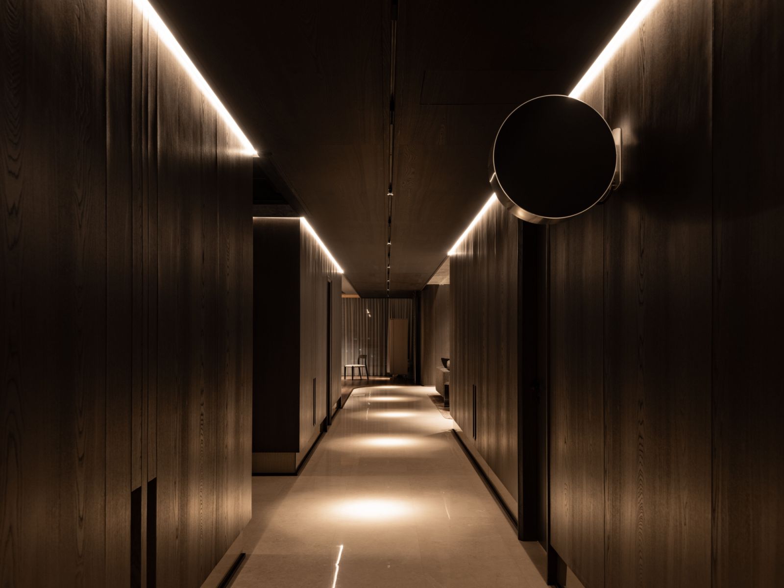 The private lift lobby features understated finishes that transition smoothly into the overall design scheme