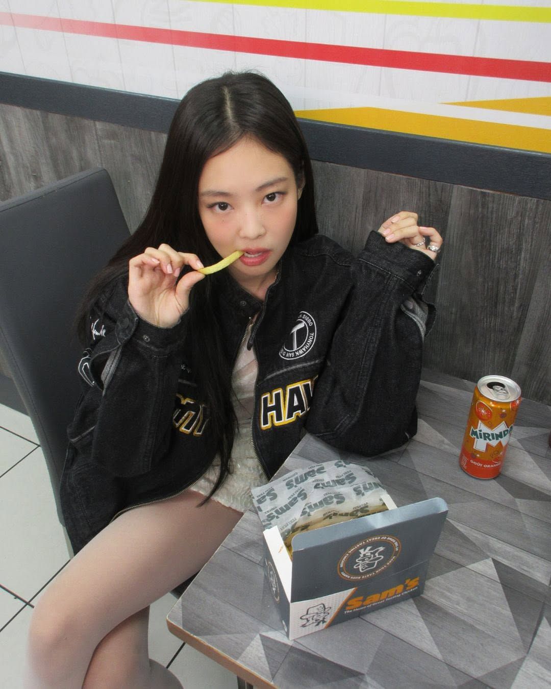(Photo: Instagram / @jennierubyjane)