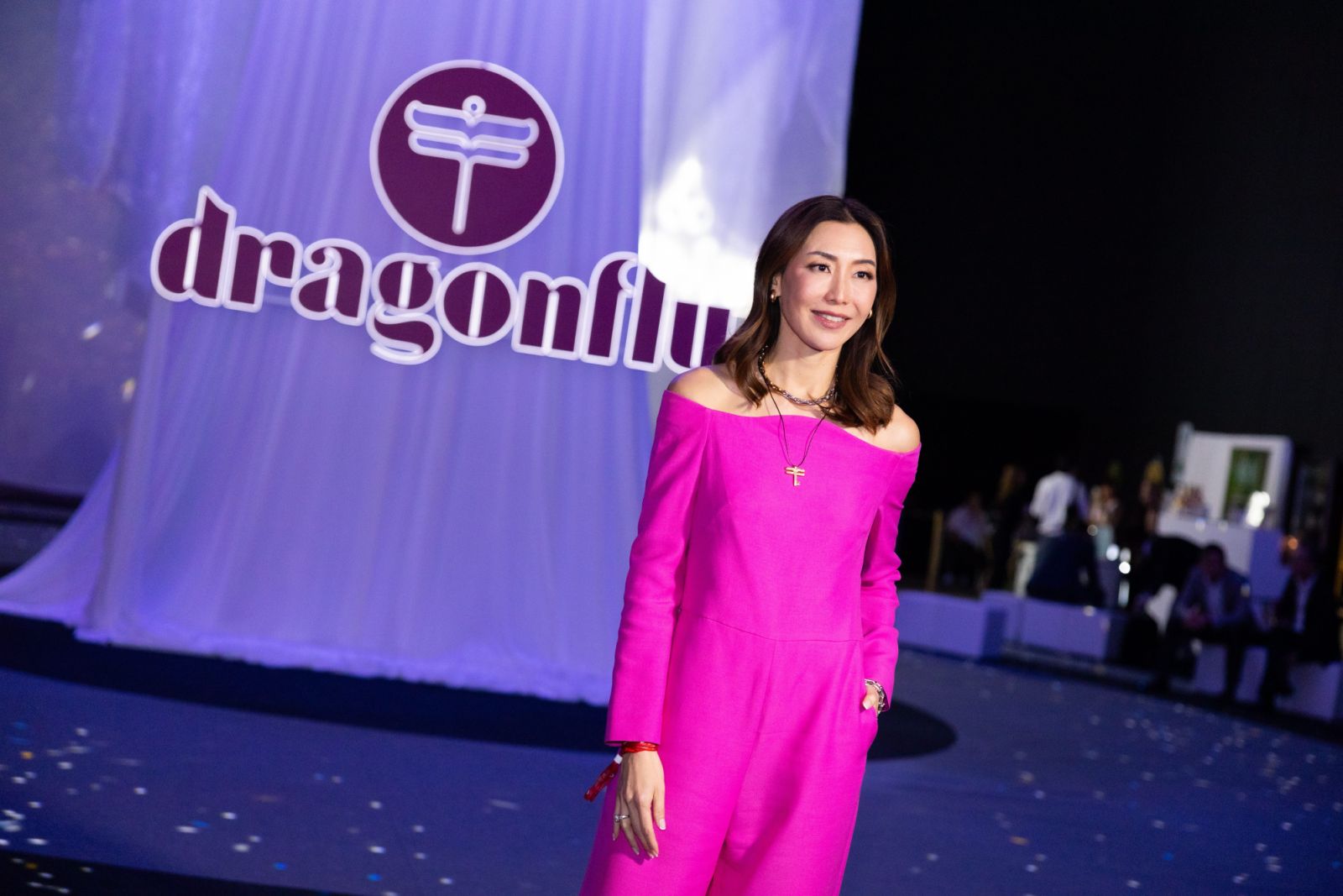 ชีวิตจริงของแพม พรประภา ผู้หญิงแถวหน้า สู่แรงขับเคลื่อนในการสร้าง ‘Dragonfly’