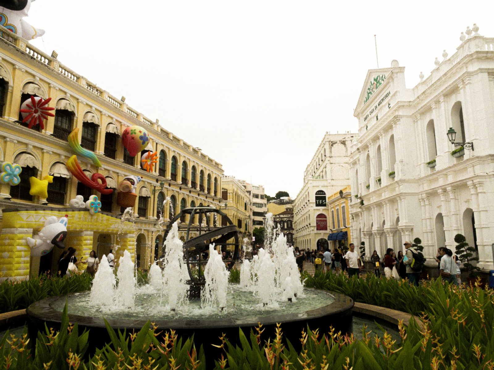 The square was named after the Leal Senado, a meeting place for the Chinese and Portuguese in the 16th to 18th centuries (Photo: Angela Nicole Guiral)