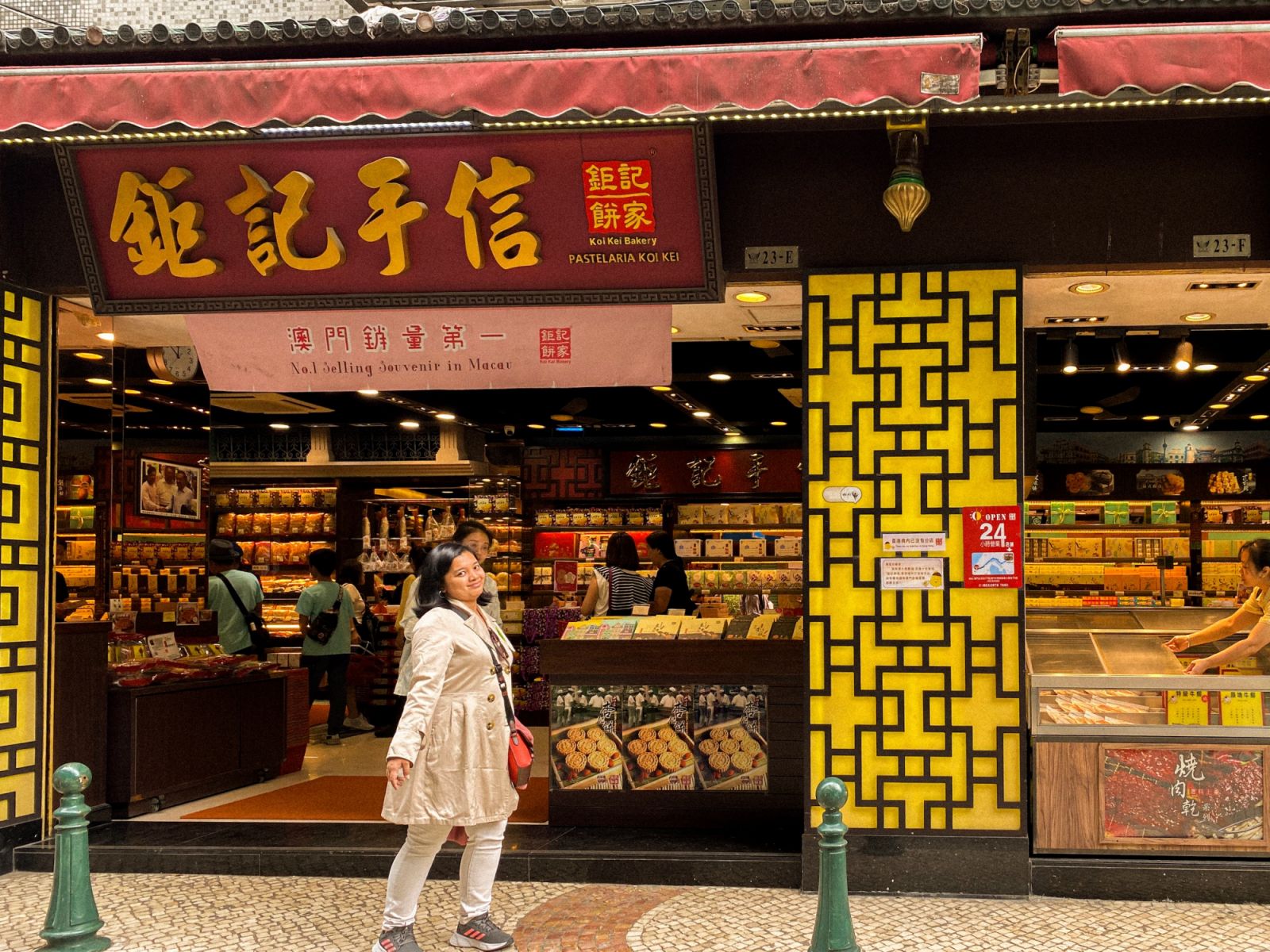 The Koi Kei Bakery, a favourite among tourists in Macau (Photo: Angela Nicole Guiral)