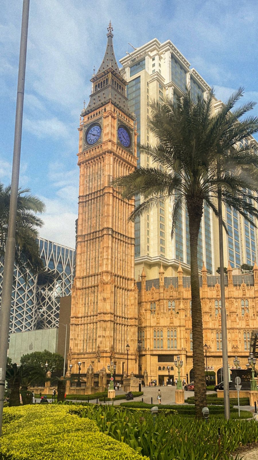 The Londoner Macau’s version of Big Ben (Photo: Angela Nicole Guiral)