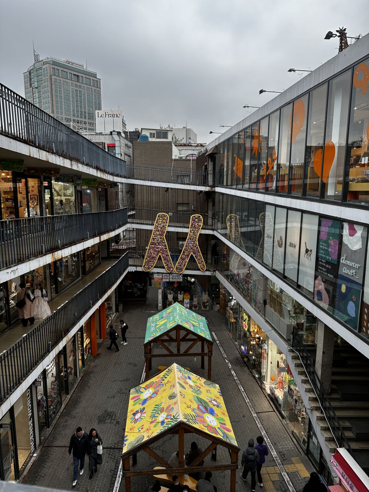 Ssamziegil in Insadong is an open-concept shopping center. (Photo: Maggie Adan)