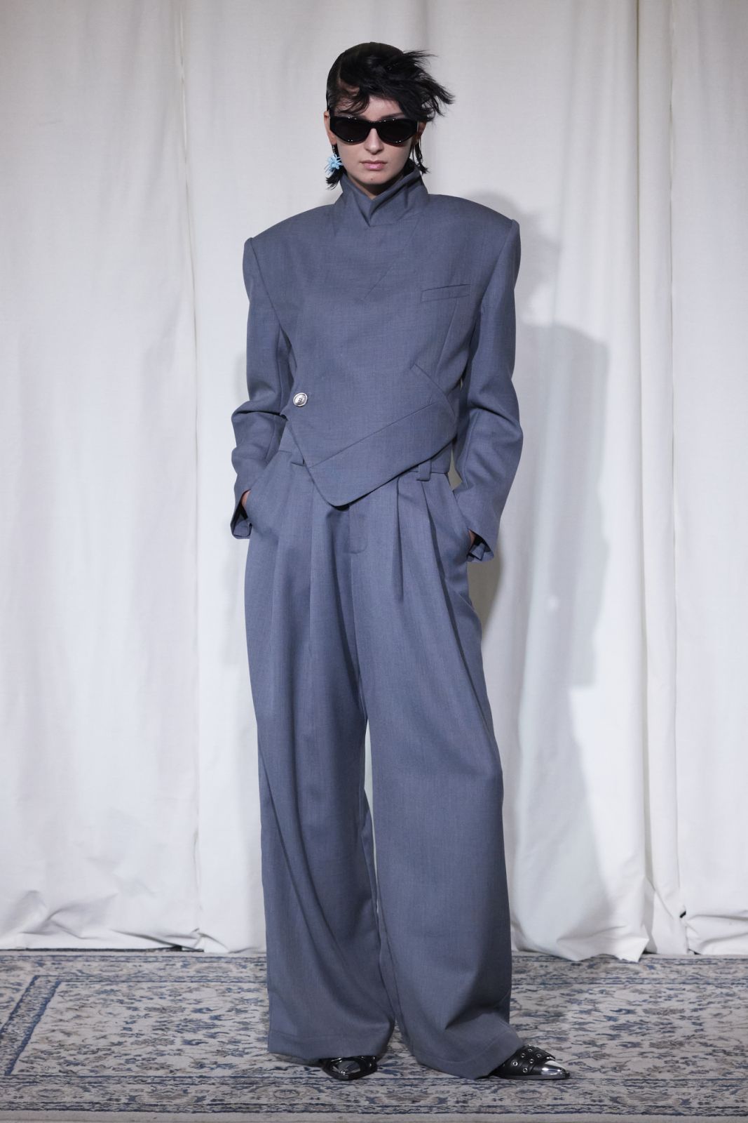 Kings House 242 Pentonville Rd, London, 22nd February 2025. A model walks in the Ray Chu Presentation. ©Olu Ogunshakin / Chris Yates Media
