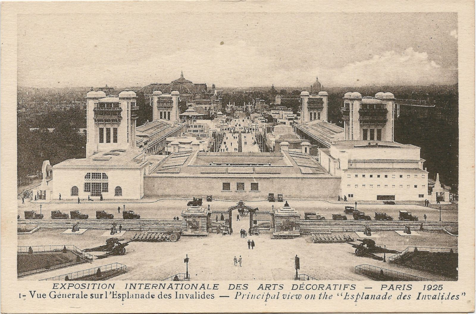Art Deco got its name from the 1925 Exposition Internationale des Arts Décoratifs et Industriels Modernes held in Paris (Photo: WikiCommons)