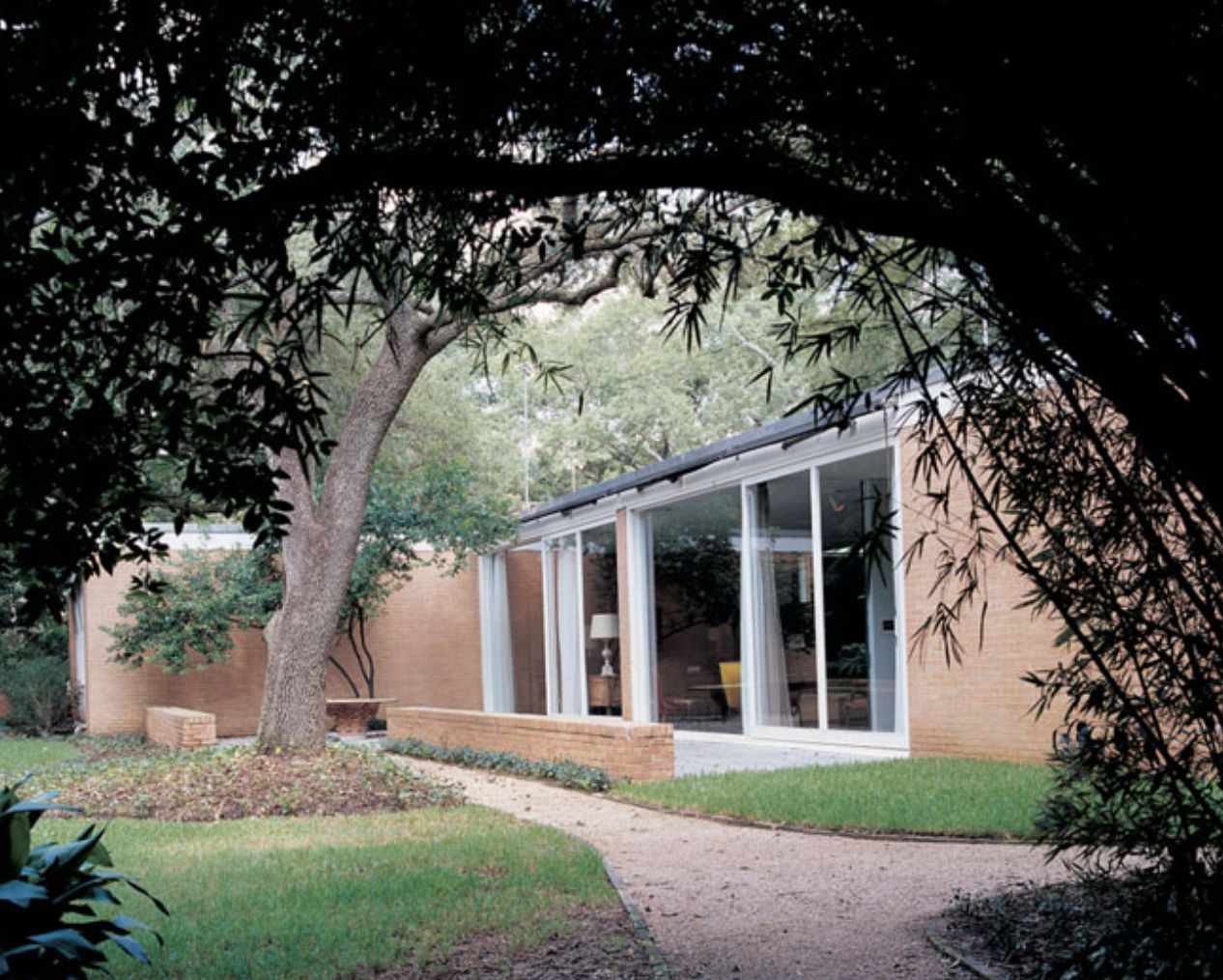 The Menil House in Houston by Philip Johnson (Photo: Facebook/Menil Collection)