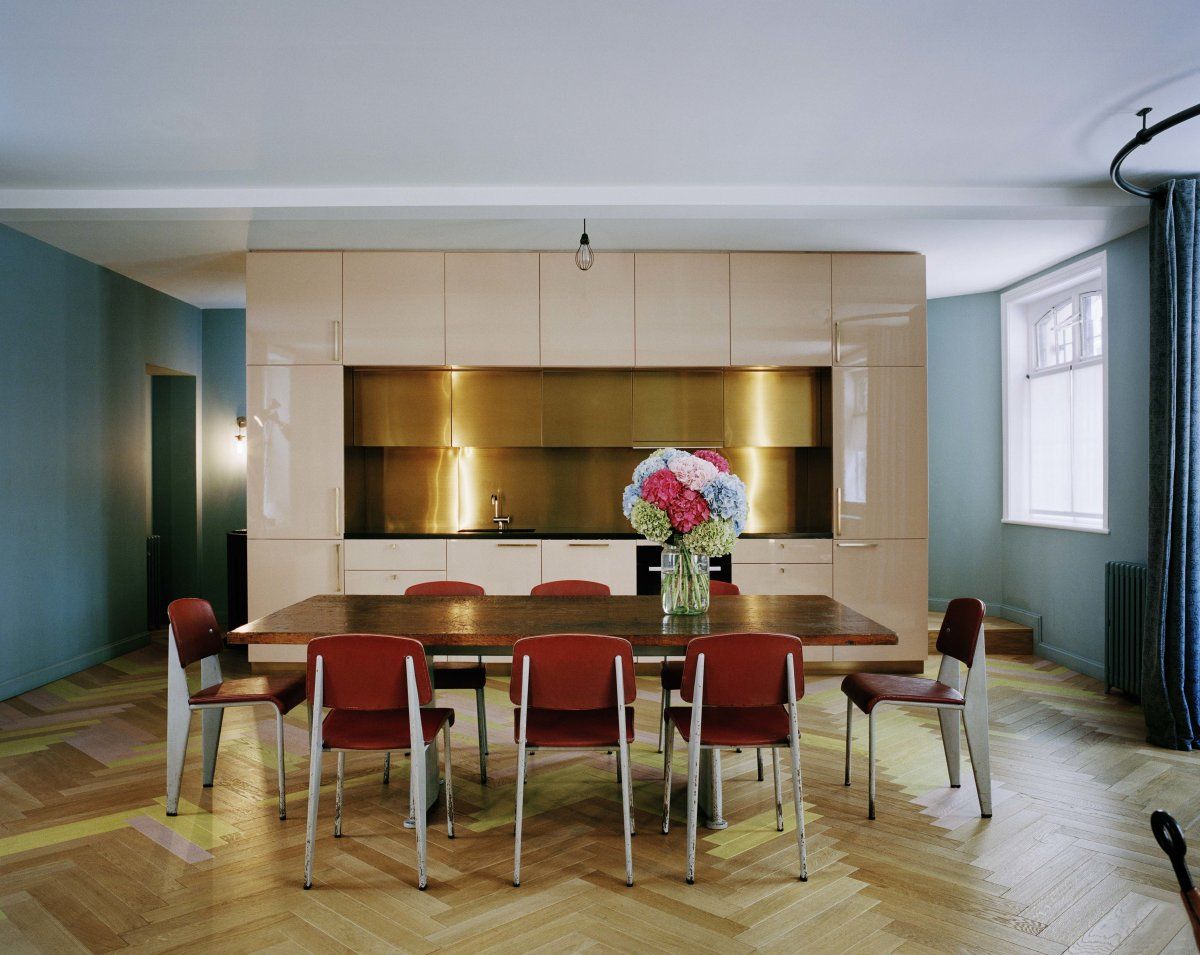 Maja Hoffman’s London home by India Mahdavi (Photo: Instagram/@collectorwalls)