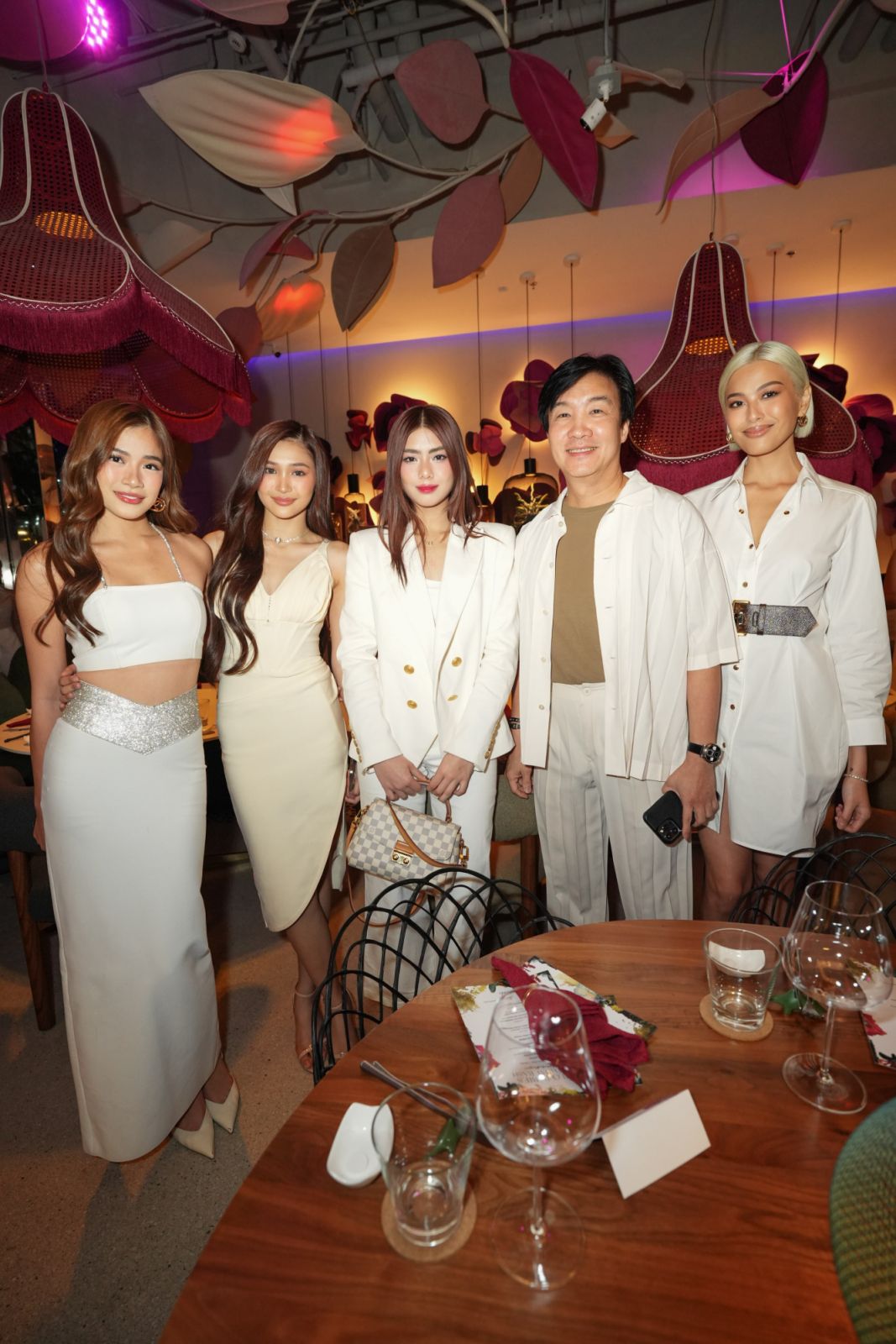 Aiah Arceta, Jhoanna Robles, Mikha Lim, Kenneth Cobonpue,
Michelle Dee (Photo: Daniel Tan)