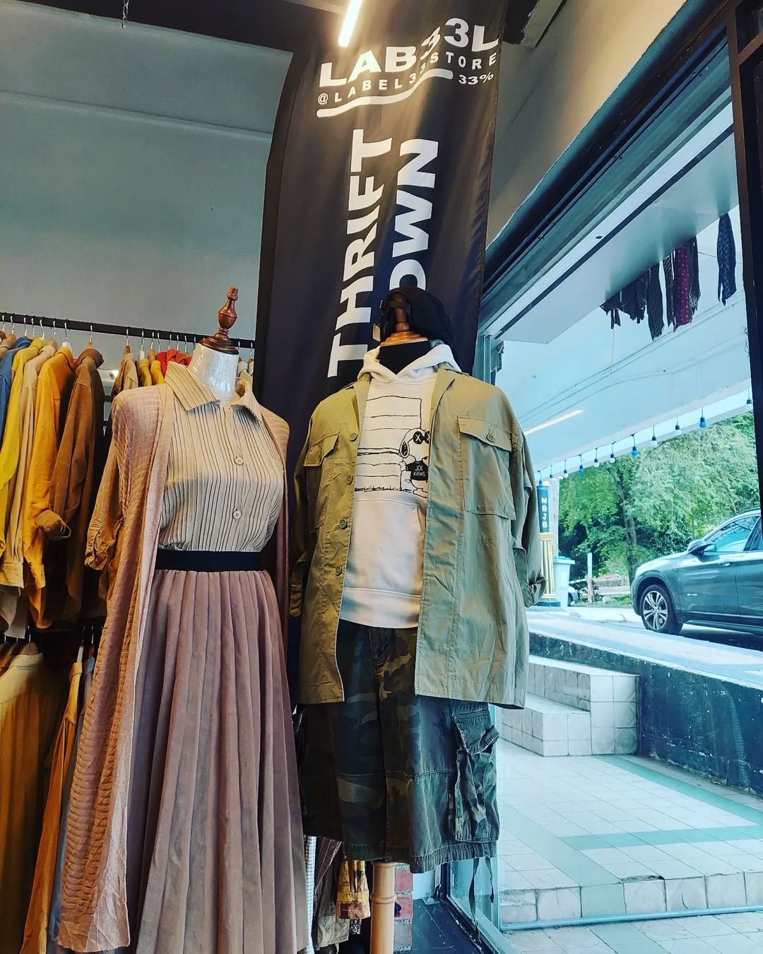 vintage shopping in jb