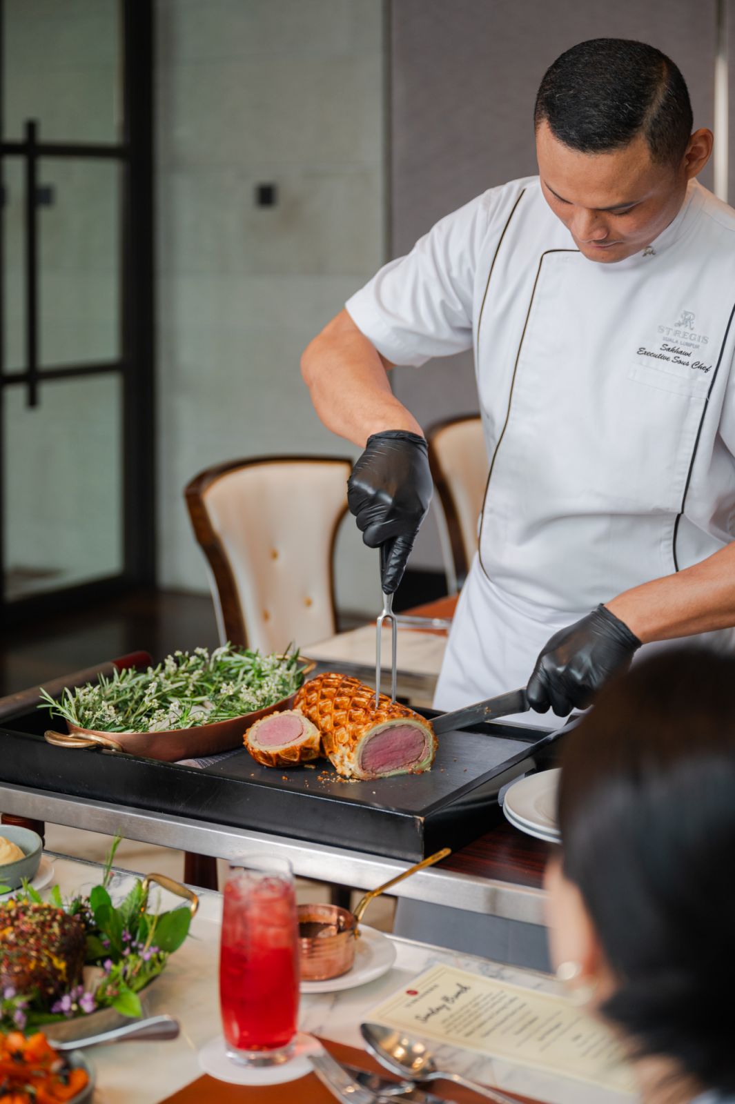The signature Beef Wellington (Photo: St. Regis KL)