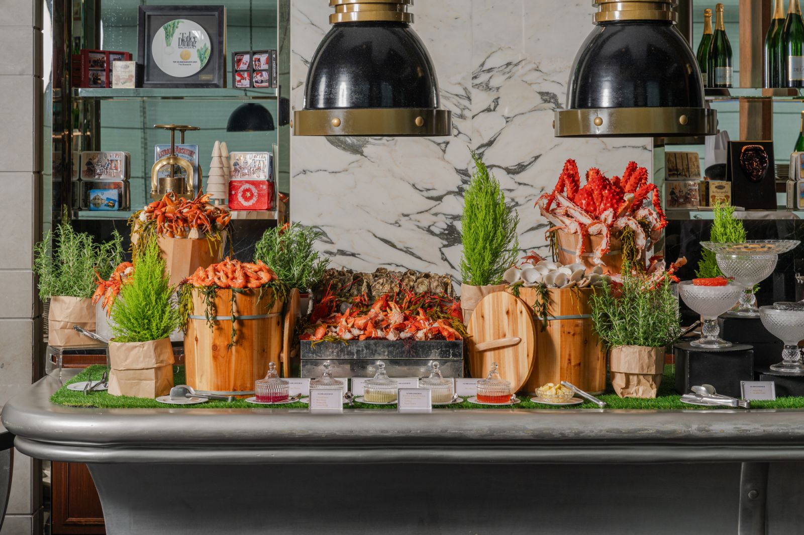 The infamous seafood bar at the Sunday Brunch (Photo: St. Regis KL)