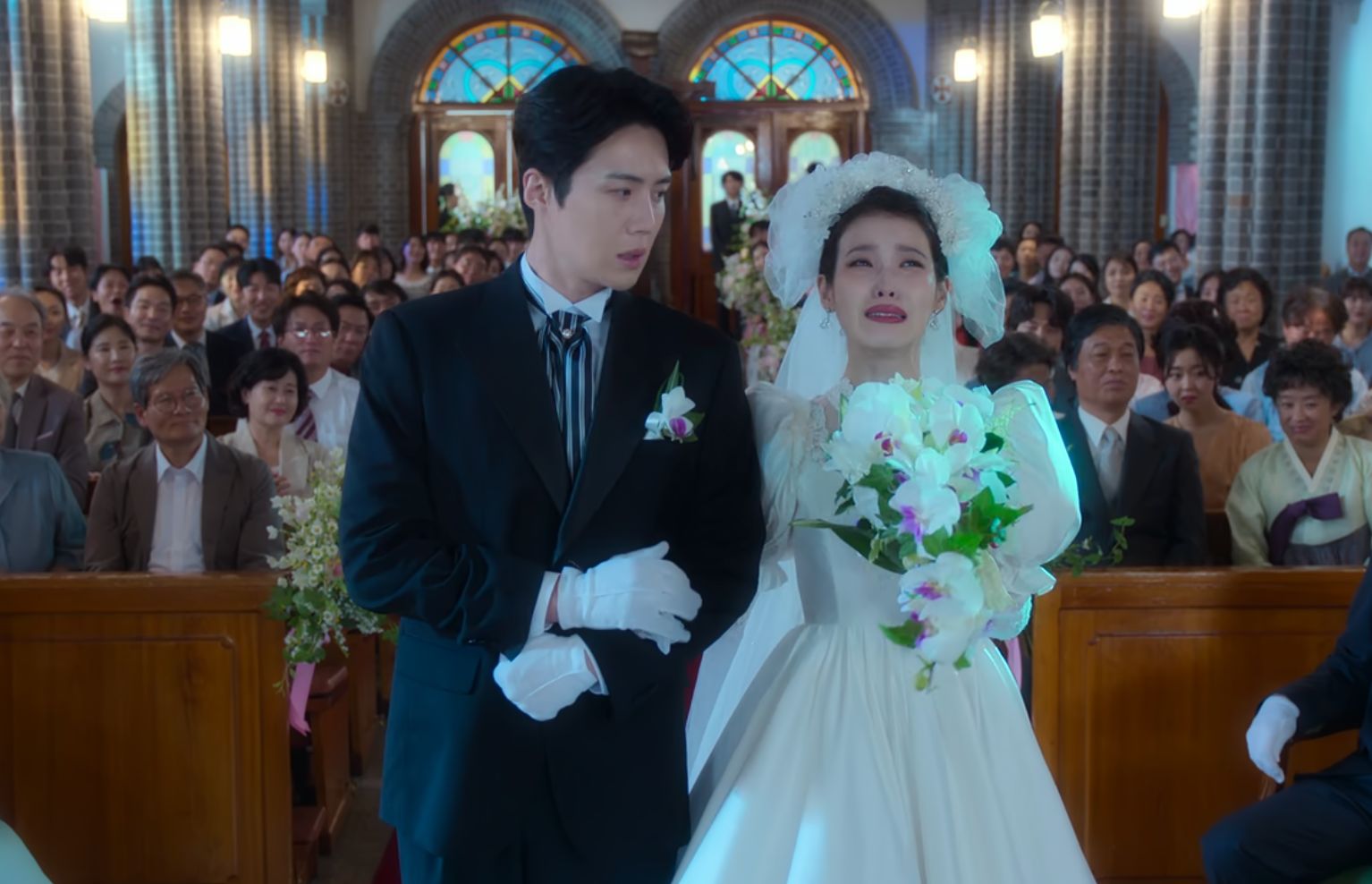 Geum-myeong’s big wedding (Photo: screencap from ‘When Life Gives You Tangerines,’ Netflix)