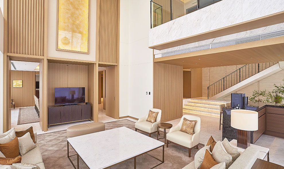 Contemporary suite at Hotel Okura Tokyo blending mid-century proportions with elegant Japanese-inspired wood slatting (Photo: Hotel Okura Tokyo)