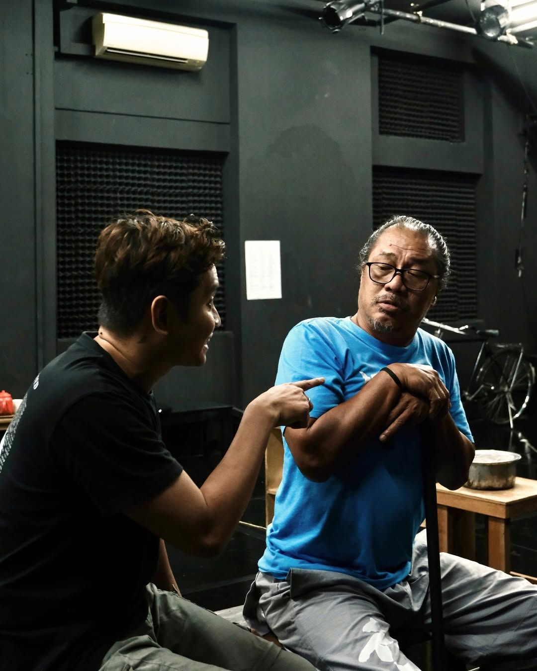 Rehearsals for Salina (Photo: Instagram / @Teaterkami_sg)