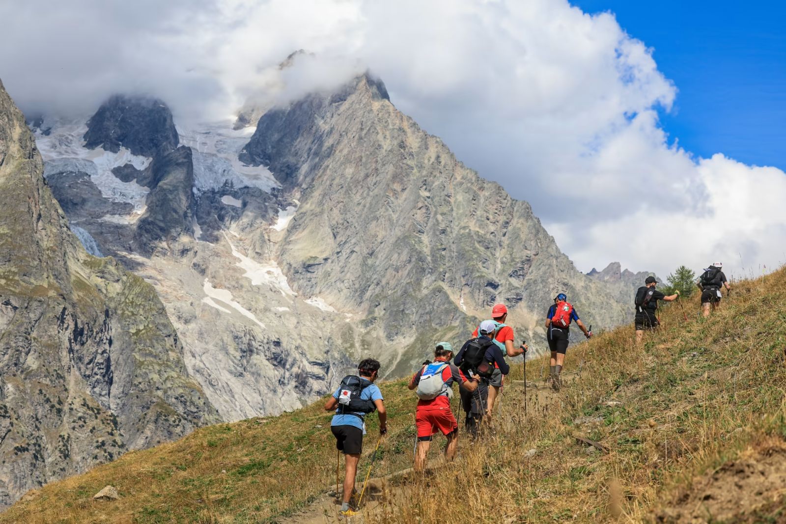 Rute Ultramarathon Dengan Pemandangan Spektakuler Tatler Asia