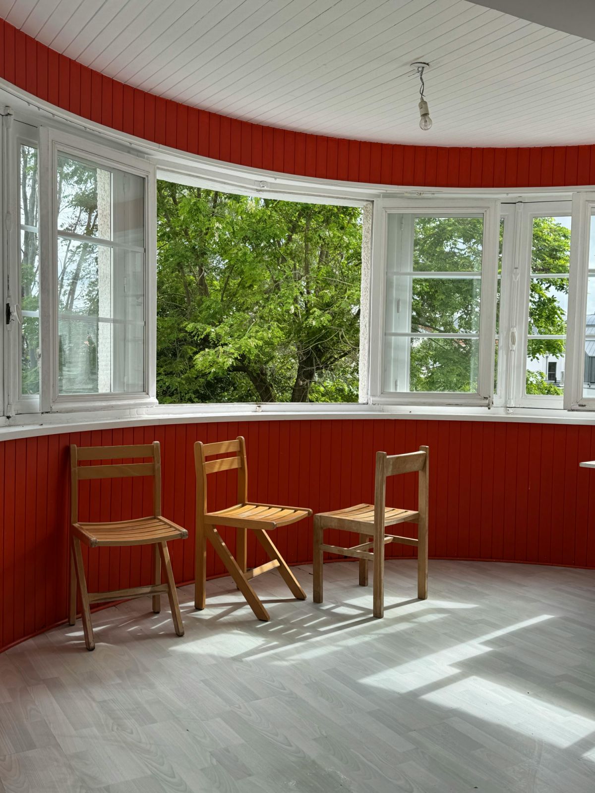 Ventilate at the right times to heat-proof your home (Photo: Mengtry Lorn/Pexels)