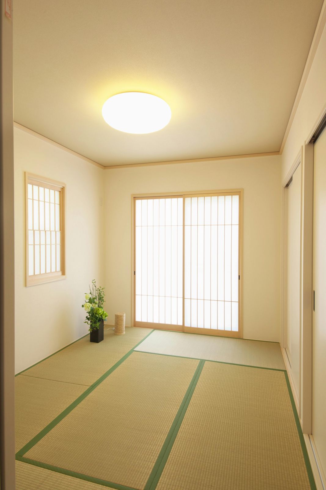 Want a heat-proof home? Use cooling floor mats (Photo: Pixabay/Pexels)