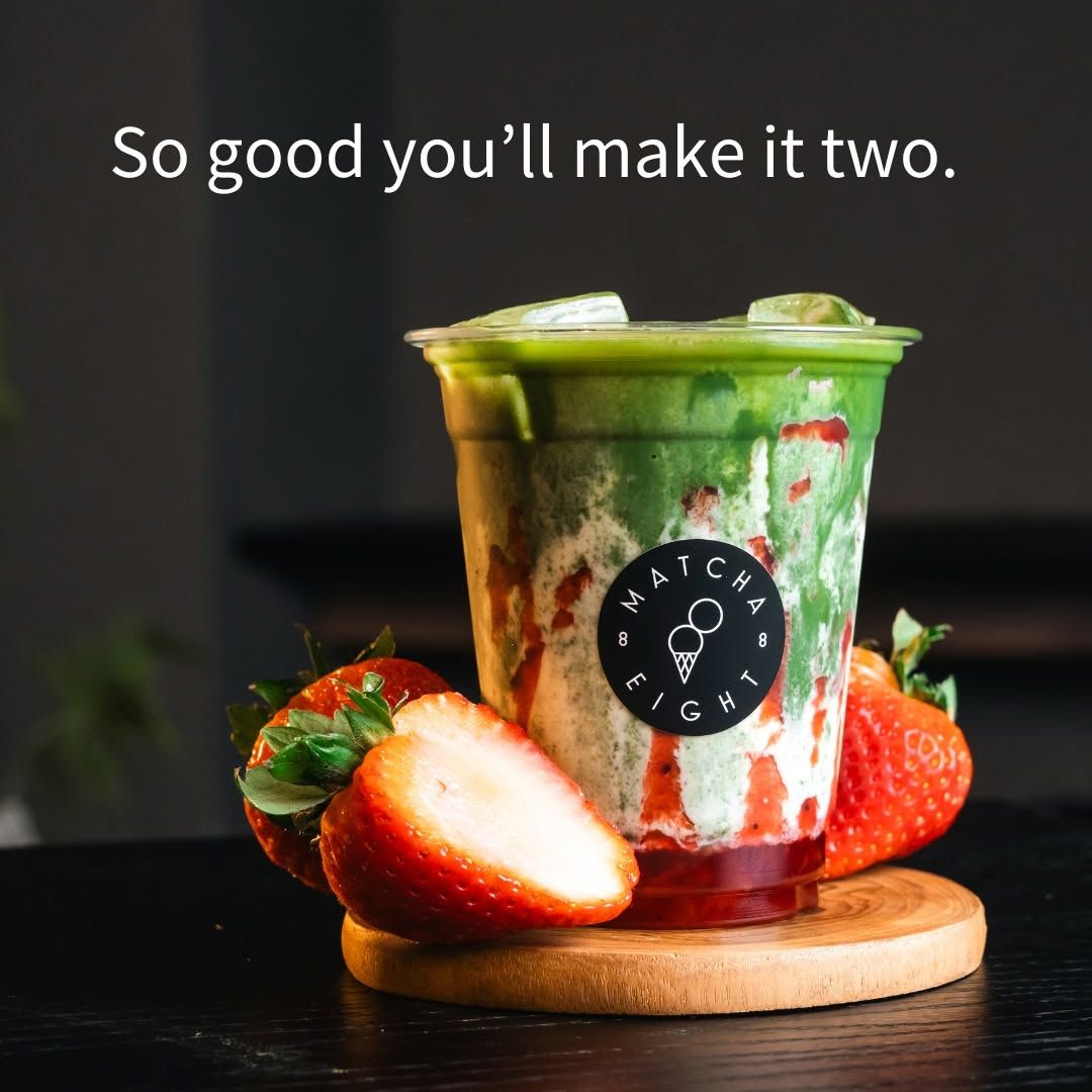 The classic strawberry matcha latte from Matcha Eight (Photo: Instagram / @matchaeight)