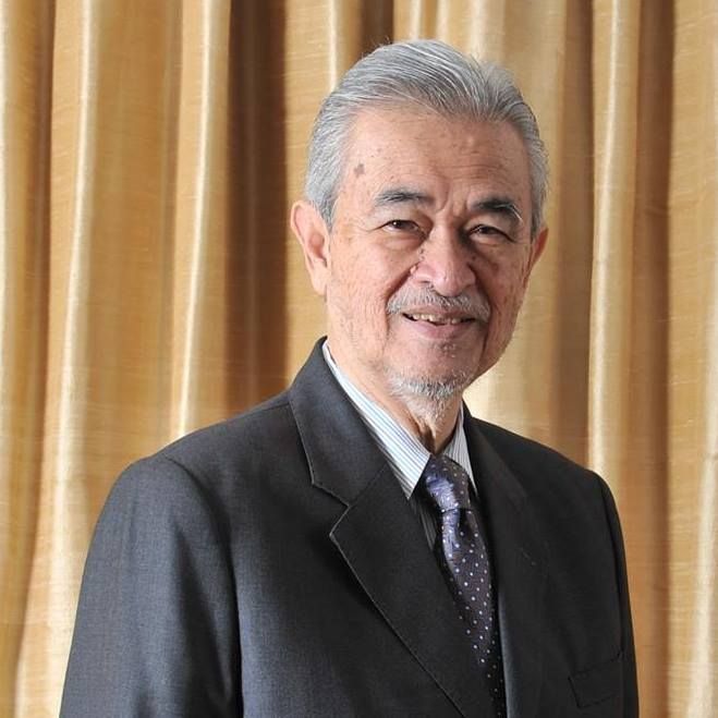 Photo: Galeri Tun Abdullah Ahmad Badawi/Facebook